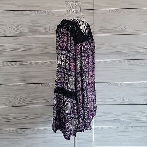 Mystree patchwork print with black lace womens peasant blouse Size S NWT - Picture 5 of 15
